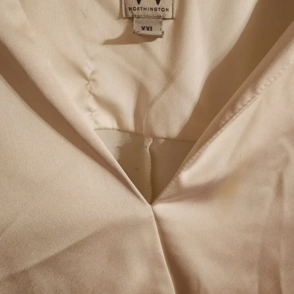 Top - Picture 3 of 6